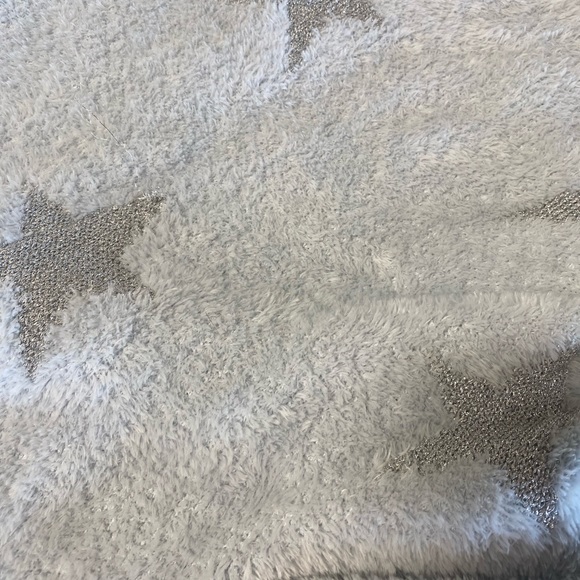 Pajama set by Make & Model from Nordstrom. Large - Picture 4 of 4